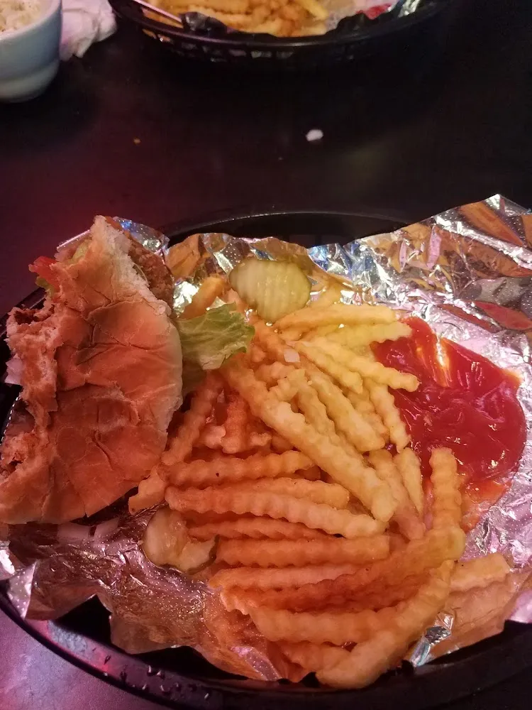 Tenderloin Basket with Fries and Coleslaw